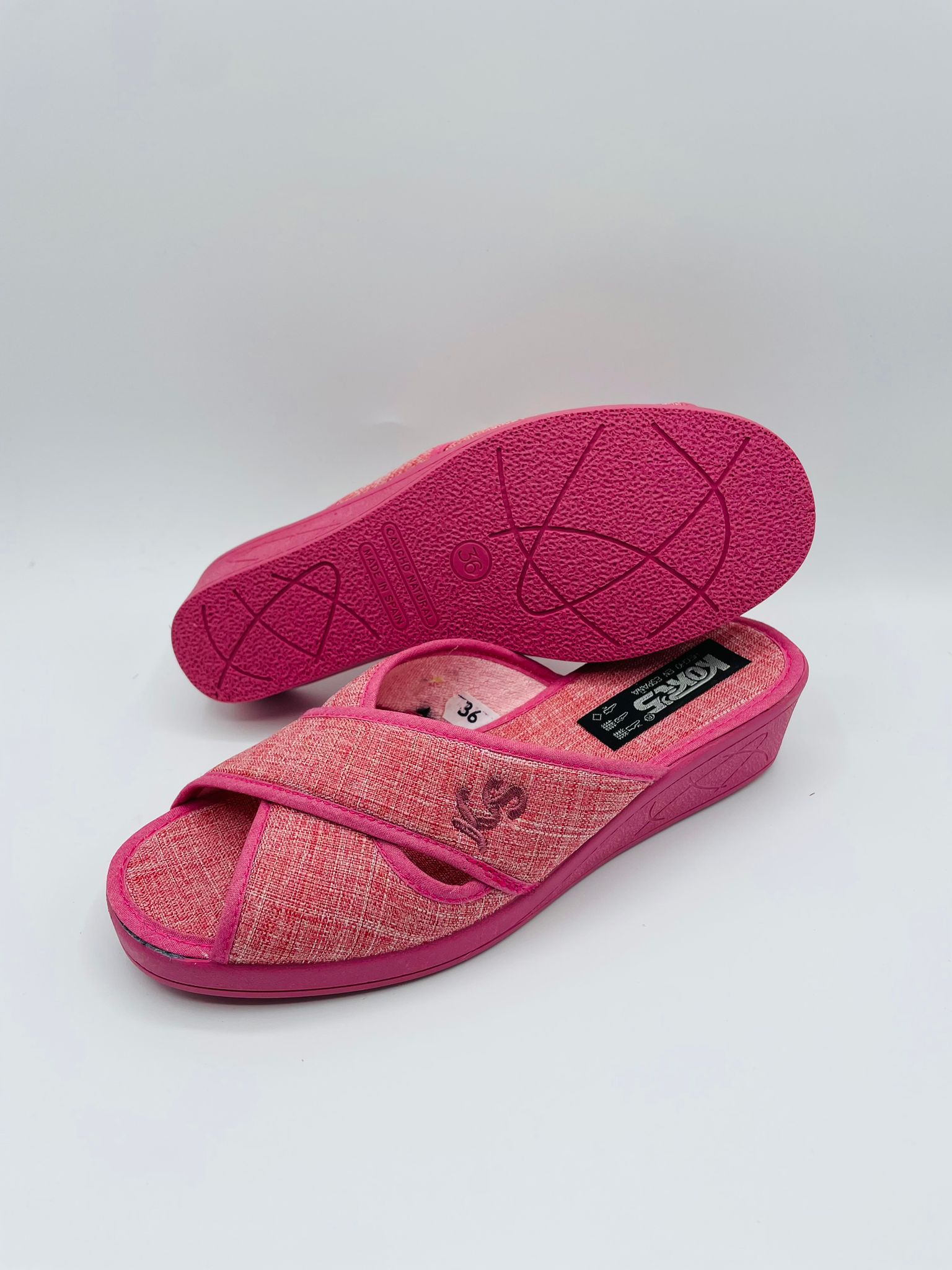 Zapatillas casa cruzadas Kokis 23321 - Imagen 13