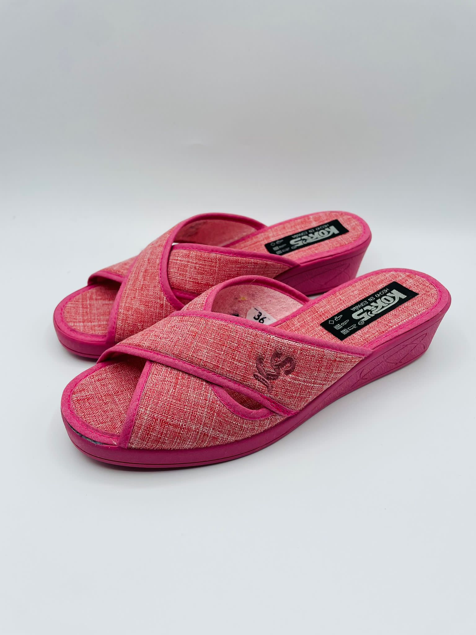 Zapatillas casa cruzadas Kokis 23321 - Imagen 12