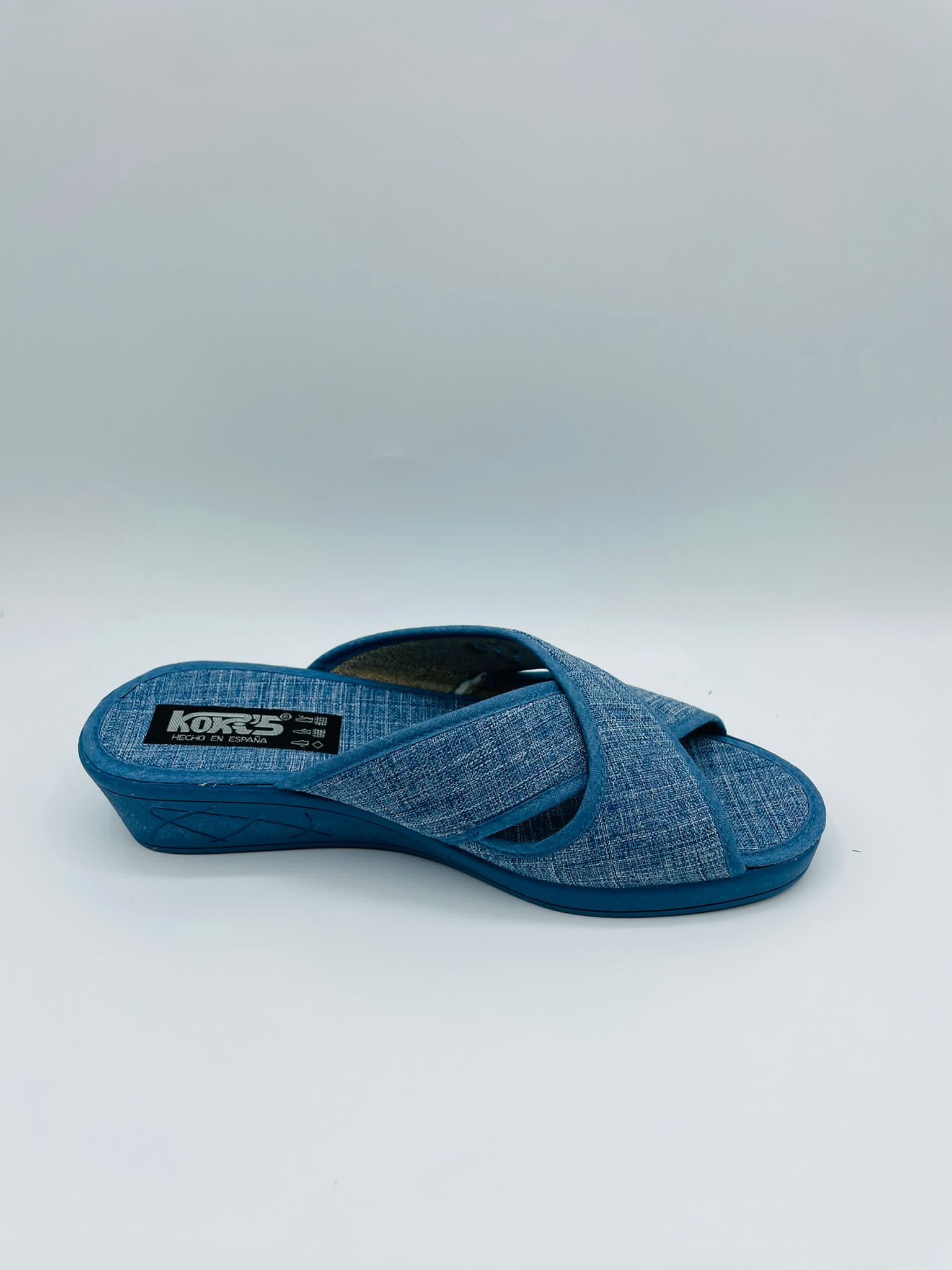 Zapatillas casa cruzadas Kokis 23321 - Imagen 9