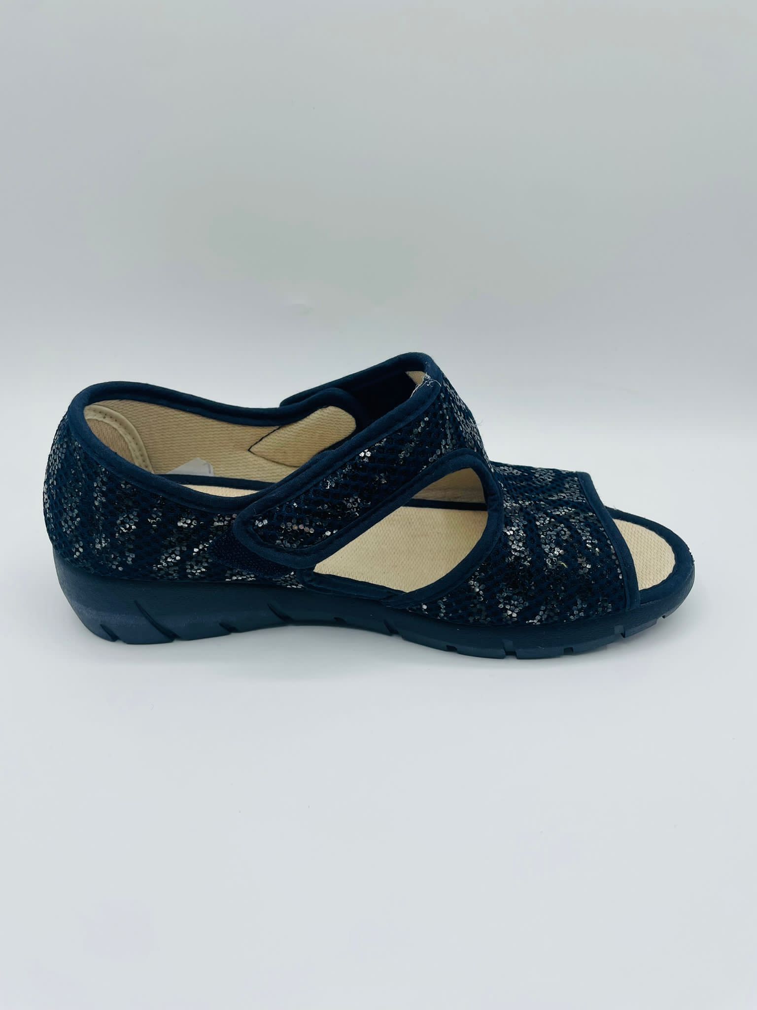 Sandalia velcro pies delicados 2298547 - Imagen 4