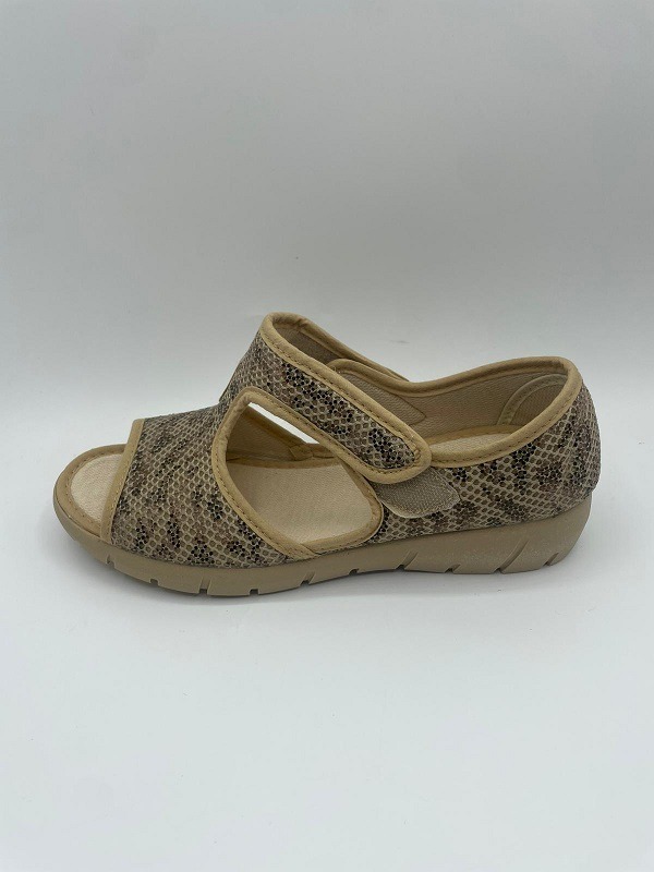 Sandalia velcro pies delicados 2298547 - Imagen 9