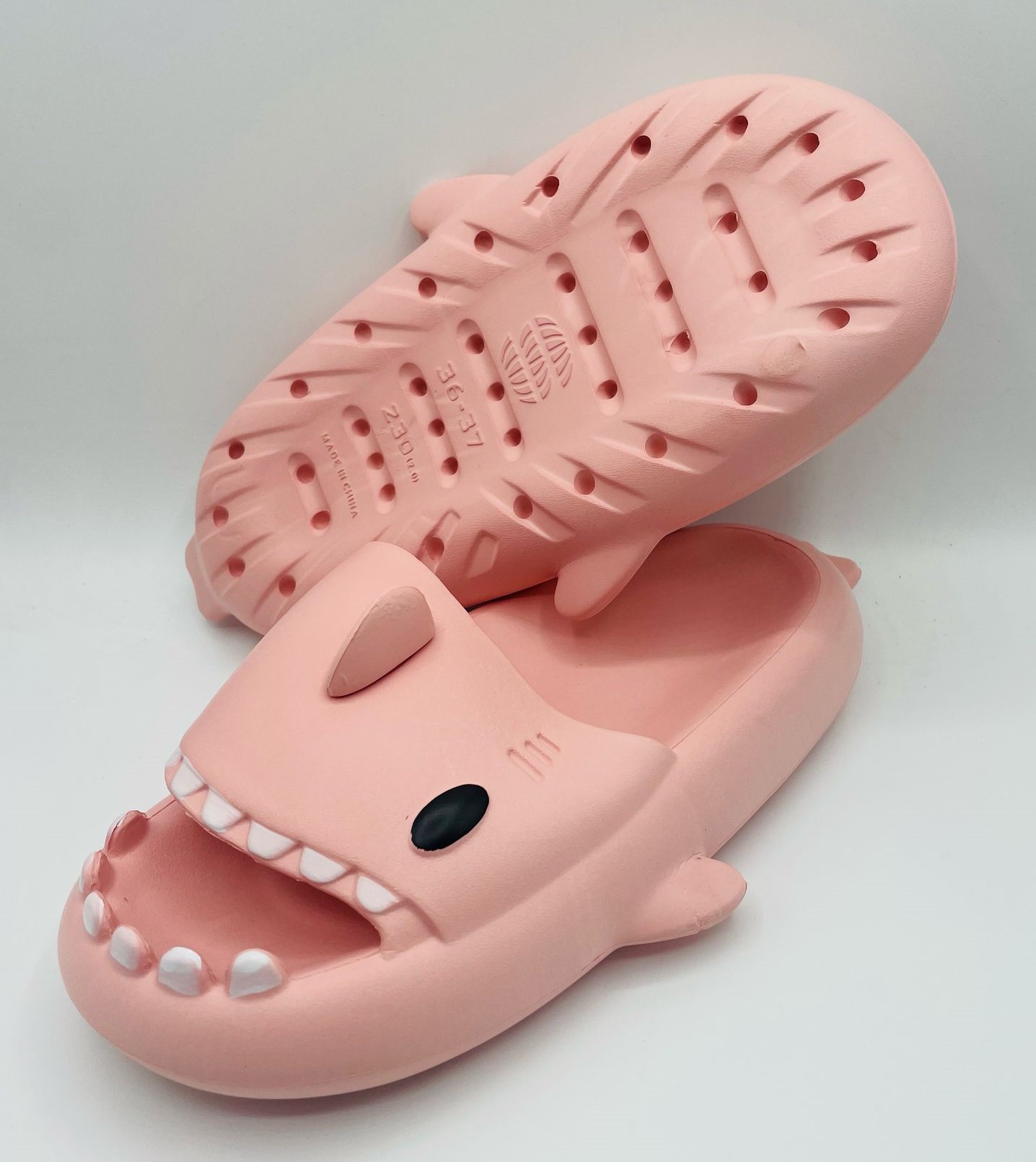 Chanclas tiburón - Imagen 3