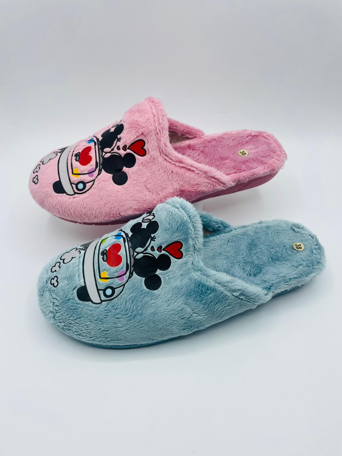 Zapatillas de casa Minnie y Mickey