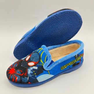 Zapatillas cerradas de casa Spiderman