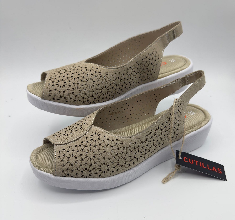 Sandalia señora tipo zapatilla de Doctor Cutillas 38476 - Imagen 12