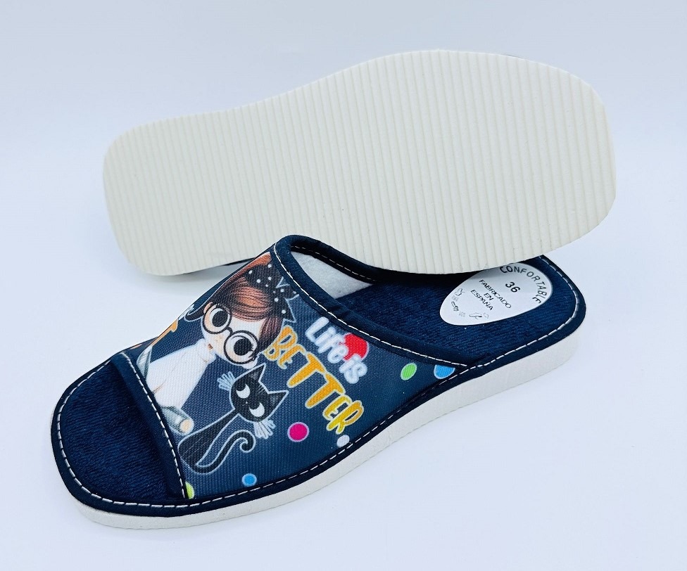 Zapatillas de casa niña gato negro Life is Better - Imagen 2