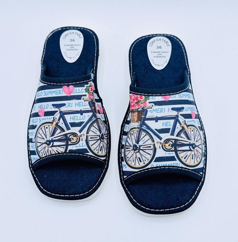 Zapatillas de casa mujer verano Bicicleta "hello summer"