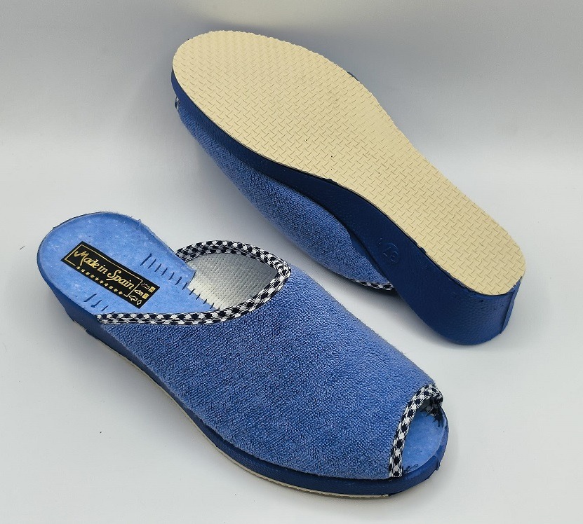 Zapatillas de casa mujer con cuña Calusa 6000 - Imagen 2