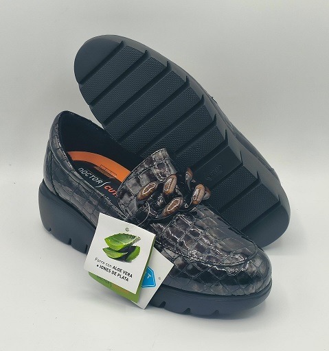 Mocasín señora cómodo con cuña de Doctor Cutillas 89555 - Imagen 2