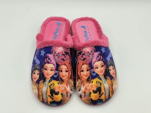 Zapatillas de casa invierno Guerreras K-pop