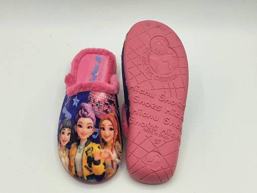 Zapatillas de casa invierno Guerreras K-pop - Imagen 6